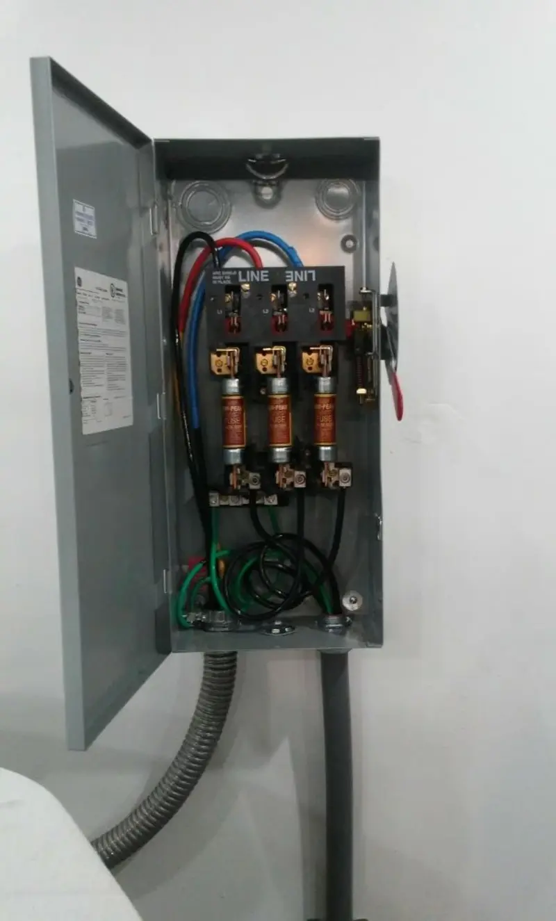 Three-phase disconnect switch installed for Electrical Wiring & Rewiring in Colonial Beach